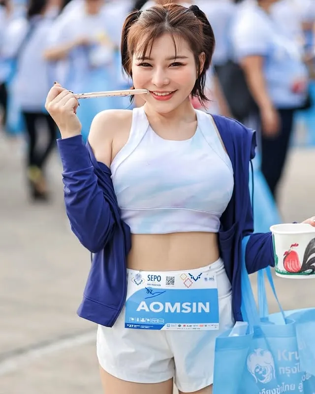 aomsin_tannida คัพ E